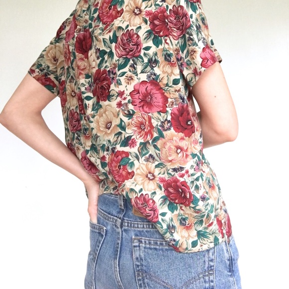 Vintage floral rayon button down - Picture 6 of 13